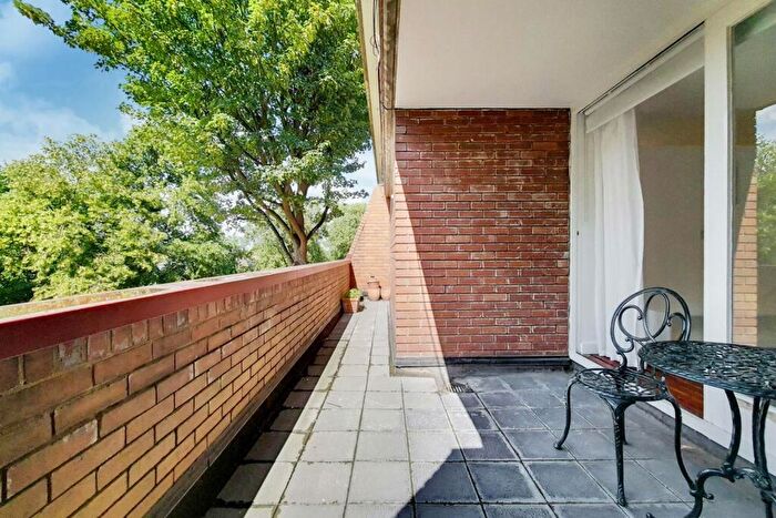 1 Bedroom Flat To Rent In Crescent Road, Crouch End, London, N8