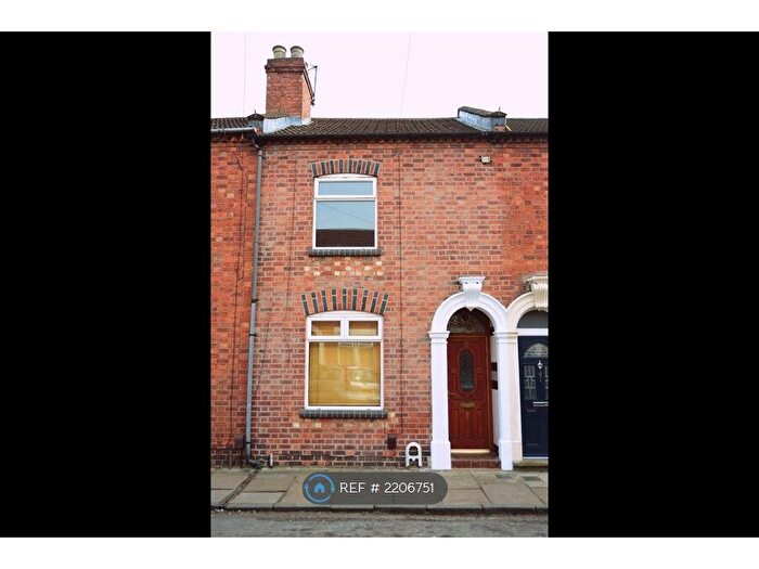 3 Bedroom Terraced House To Rent In Hervey Street, Northampton, NN1