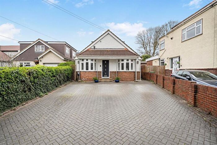 5 Bedroom Chalet For Sale In Hyde Road, Maidstone, ME16