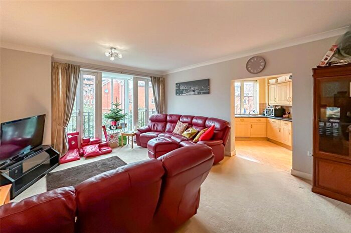 2 Bedroom Apartment To Rent In Benedictine Place, Marlborough Road, St. Albans, Hertfordshire, AL1