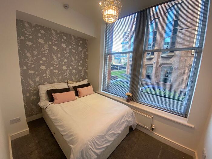 2 Bedroom Flat To Rent In George Street, Liverpool, L3