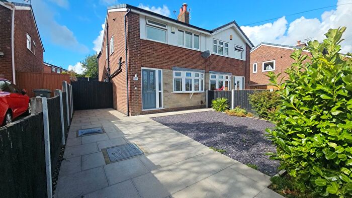 3 Bedroom Semi-Detached House To Rent In Montcliffe Road, Chorley, PR6