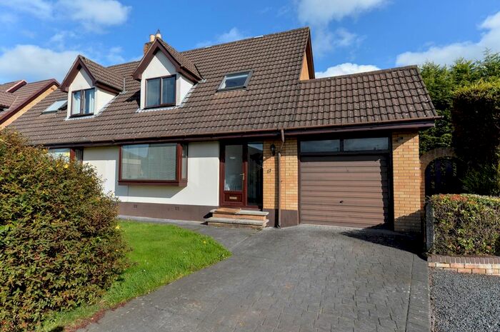 3 Bedroom Semi-Detached House For Sale In Grangewood Crescent, Dundonald, Belfast, BT16