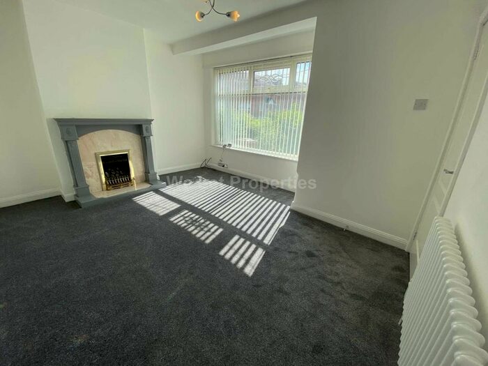 3 Bedroom Property To Rent In Hacking Street, Salford, M7