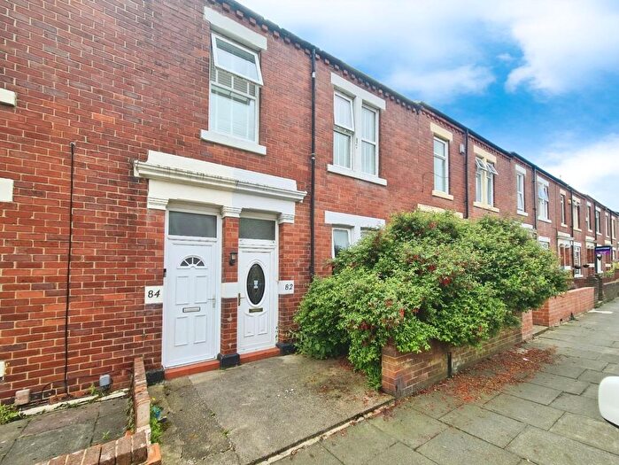 3 Bedroom Flat To Rent In Lansdowne Terrace, North Shields, NE29