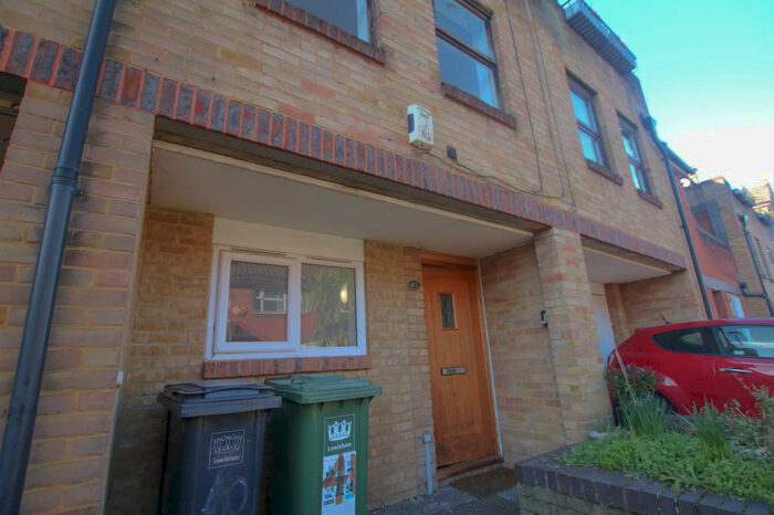 2 Bedroom Terraced House To Rent In Greenland Mews, London, SE8