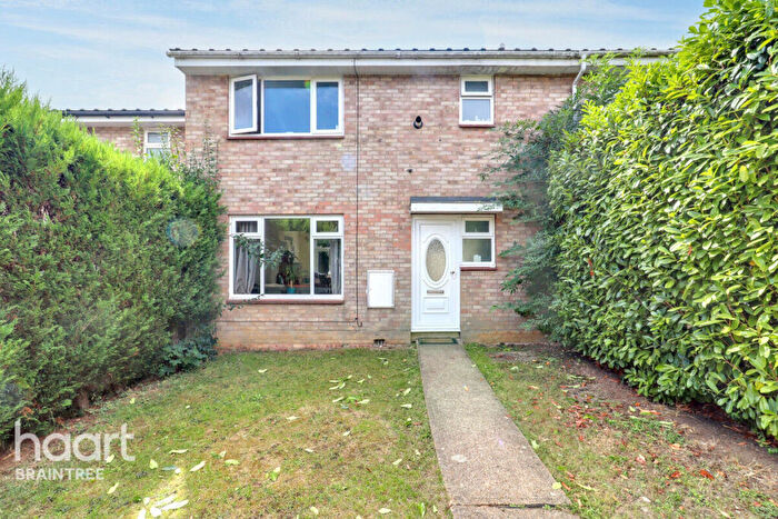 3 Bedroom Terraced House To Rent In Bryony Close, Witham, CM8