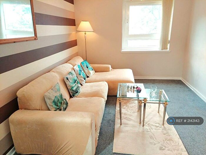 2 Bedroom Flat To Rent In Cornhill Terrace, Aberdeen, AB16