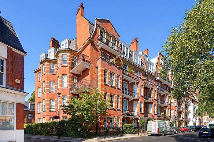 4 Bedroom Flat For Sale In Ashley Gardens, Emery Hill Street, London, SW1P