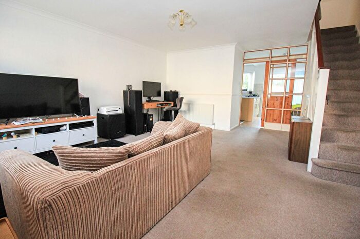 3 Bedroom End Of Terrace House For Sale In Edelvale Road, Bitterne, SO18