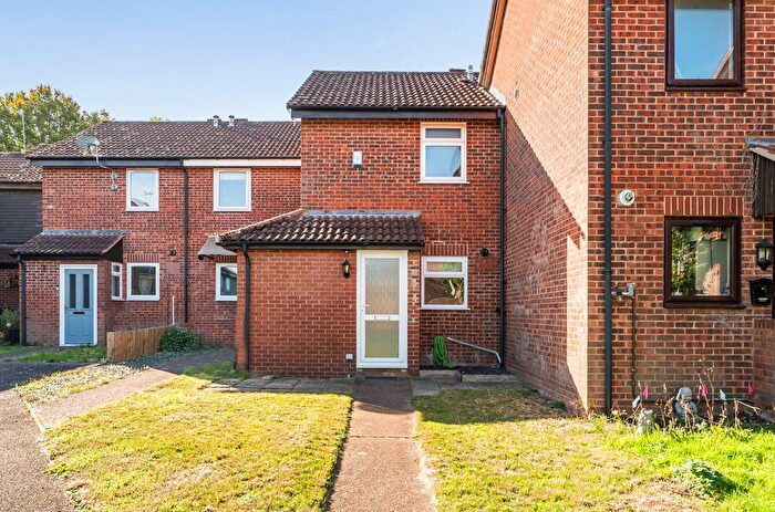 2 Bedroom Terraced House For Sale In Clover Mead, Taunton, TA1