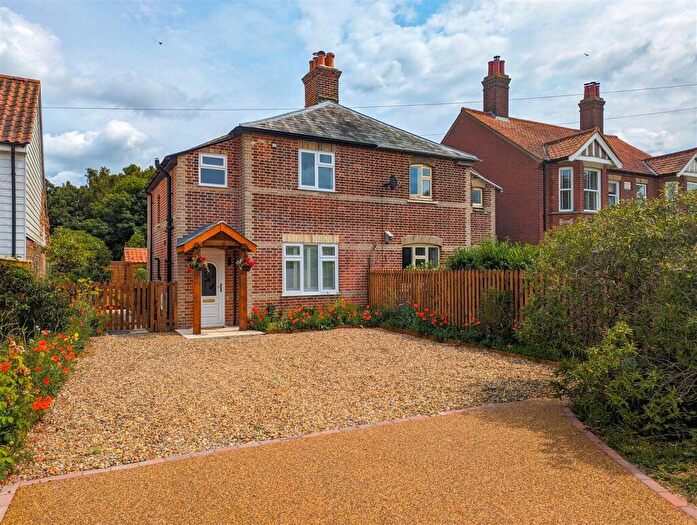 2 Bedroom Semi-Detached House For Sale In Aldeburgh, Suffolk, IP15