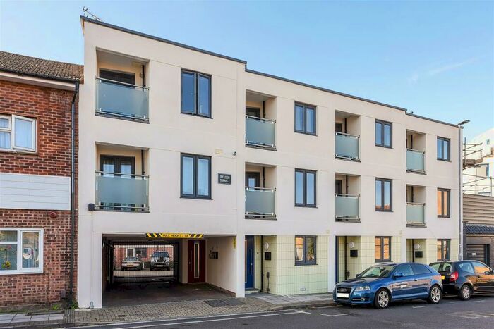 4 Bedroom Town House To Rent In Clarendon Road, Southsea, PO4