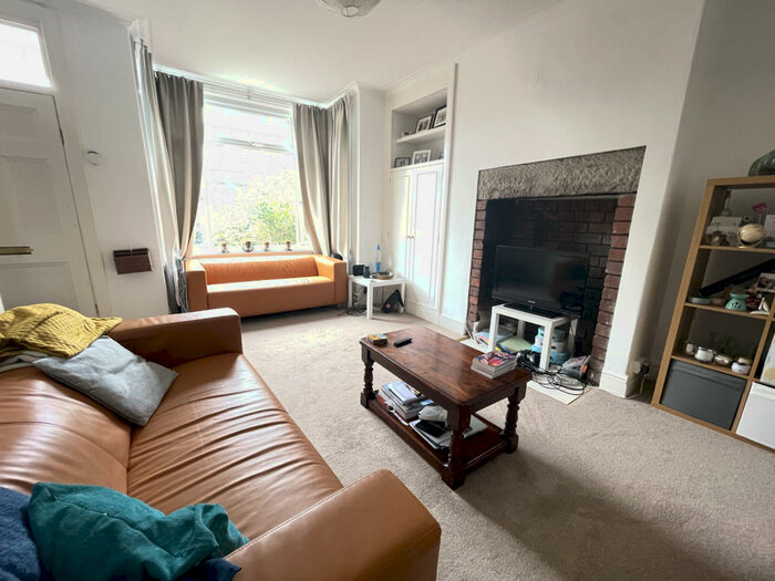 2 Bedroom Terraced House To Rent In Lumley Walk, Leeds, West Yorkshire, LS4