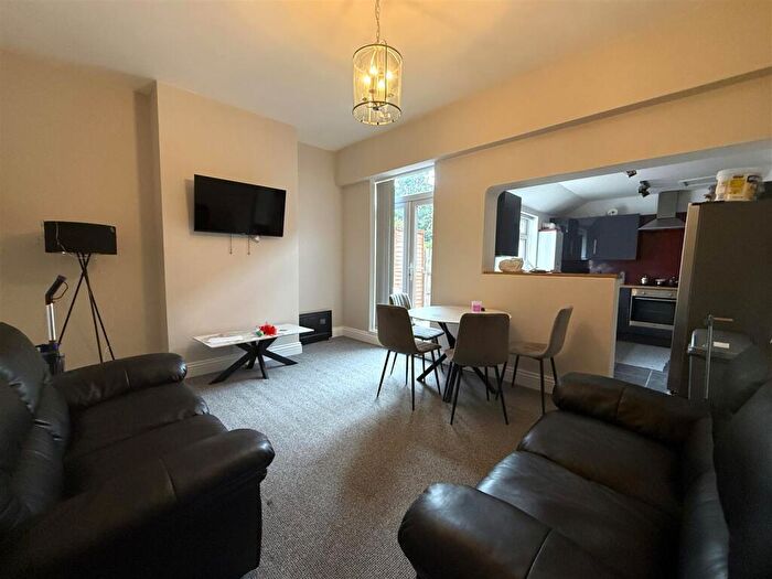 4 Bedroom Terraced House To Rent In Reservoir Road, Edgbaston, B16