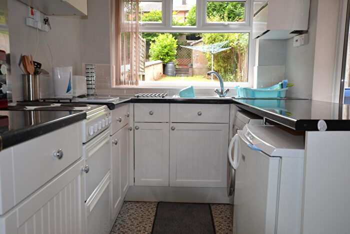 2 Bedroom Flat To Rent In Peel Street, Derby, DE22