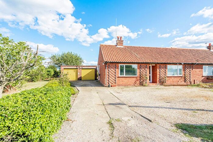 2 Bedroom Semi-Detached Bungalow For Sale In Swanton Road, Dereham, NR20