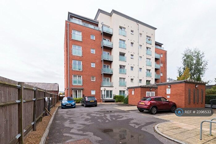 2 Bedroom Flat To Rent In Caversham Road, Reading, RG1