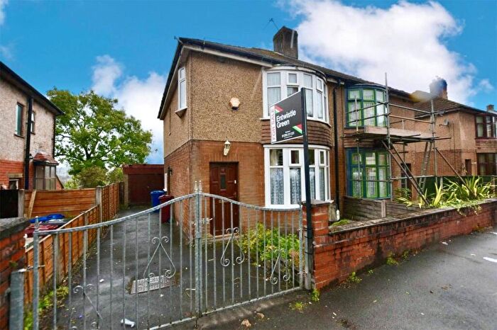 3 Bedroom Semi-Detached House For Sale In Livingstone Road, Blackburn, Lancashire, BB2