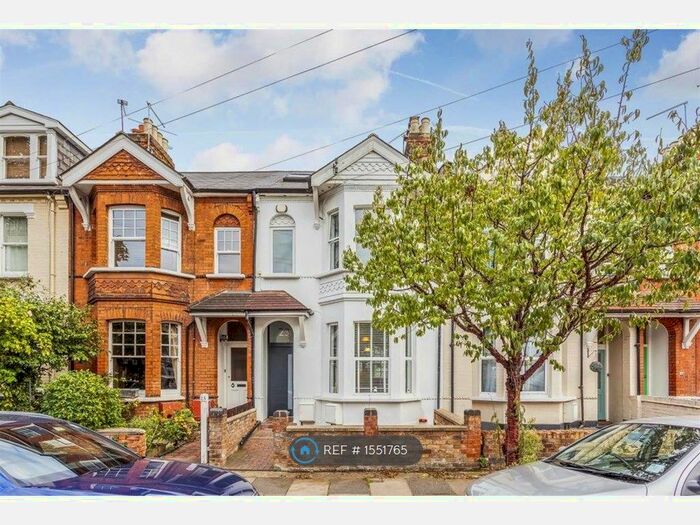 4 Bedroom Terraced House To Rent In Whitestile Road, Brentford, TW8