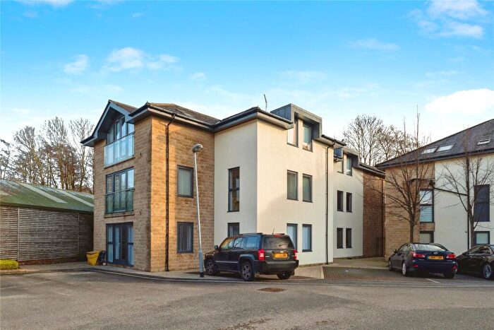 2 Bedroom Flat For Sale In Lockside View, Stalybridge, Greater Manchester, SK15