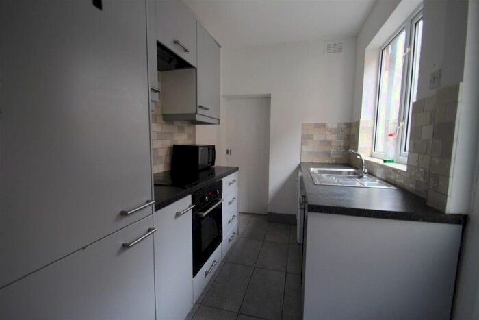 4 Bedroom Property To Rent In Pope Street, Knighton Fields, Leicester LE2