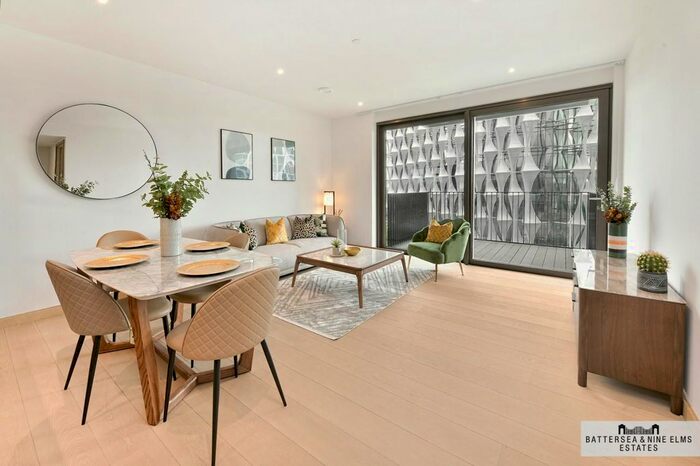 2 Bedroom Flat To Rent In Legacy Building, Embassy Gardens, SW11