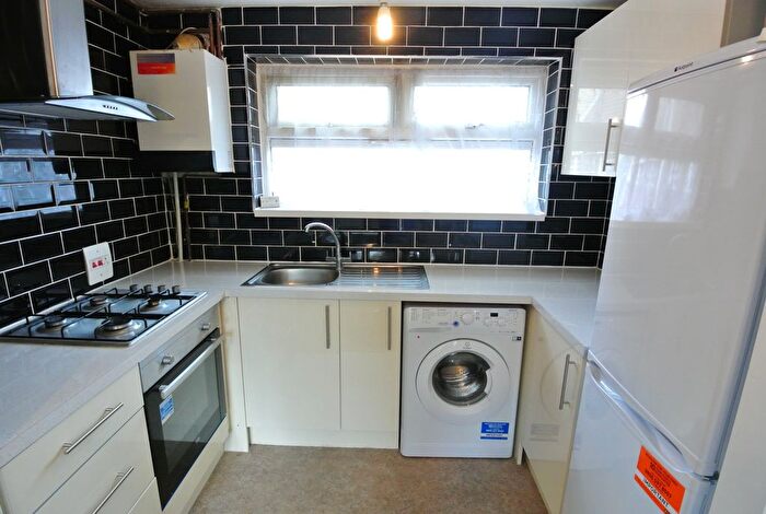 1 Bedroom Flat To Rent In Griffin Close, Willesden Green, NW10