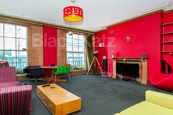 2 Bedroom Flat To Rent In Camden Road, Camden, NW1