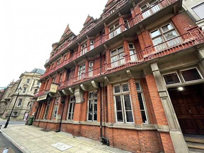 2 Bedroom Flat To Rent In Edmund Street, Birmingham, West Midlands, B3