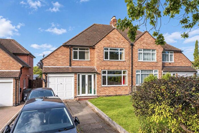 3 Bedroom Semi Detached House For Sale In Danford Lane, Solihull, B91