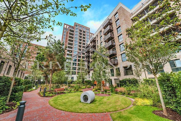 2 Bedroom Apartment To Rent In Hawksbury Heights, Elephant Park, London, SE17