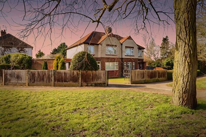 2 Bedroom Semi-Detached House For Sale In Valley Road, Crewe, CW2