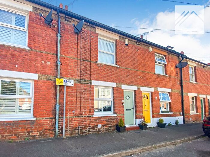 3 Bedroom Terraced House To Rent In North Road Avenue, Brentwood, CM14