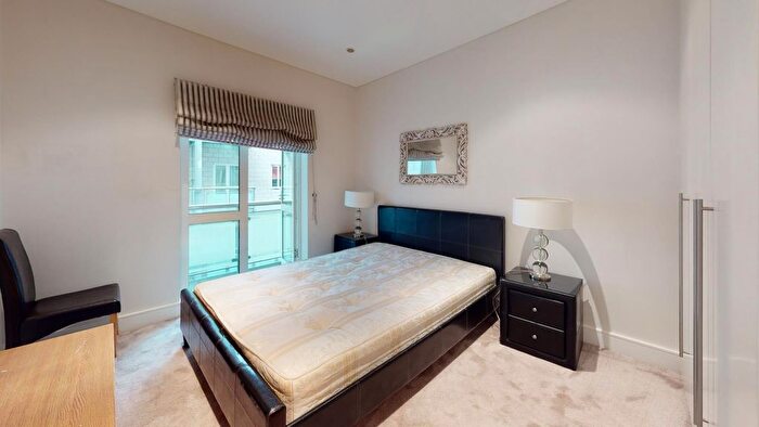 2 Bedroom Flat For Sale In Maida Vale, London, W9