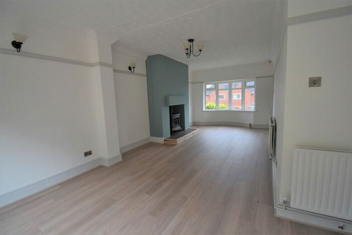 3 Bedroom Semi-Detached House To Rent In Surrey Road, Kidsgrove, Stoke-On-Trent, ST7