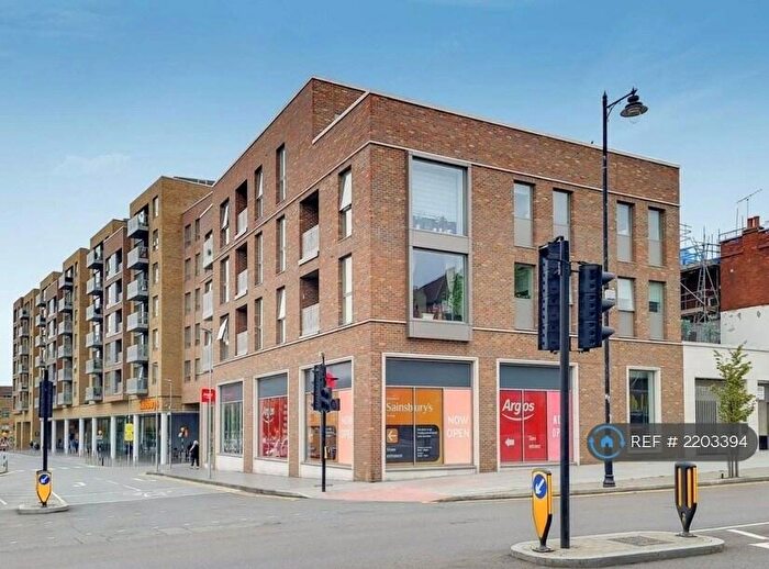 2 Bedroom Flat To Rent In Purser Court, London, N8