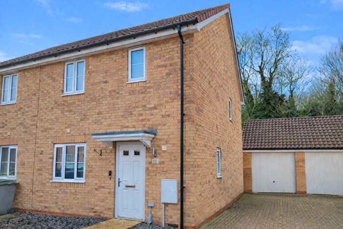 3 Bedroom Semi Detached House For Sale In Brick Drive, Great Blakenham, Ipswich, Suffolk, IP6