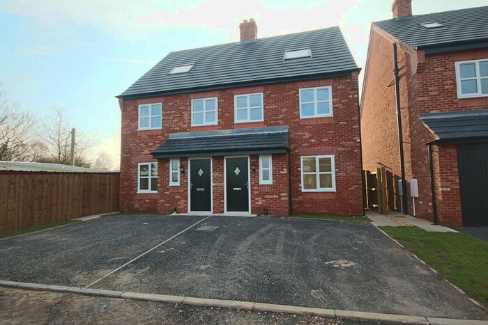 4 Bedroom Town House To Rent In School Close, Croston, Leyland, PR26