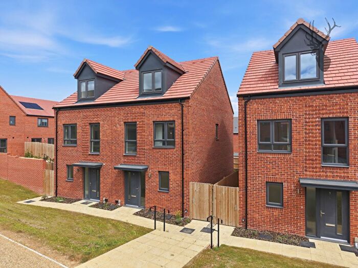 3 Bedroom Semi-Detached House To Rent In Bailey Close, Bishop's Stortford, CM23
