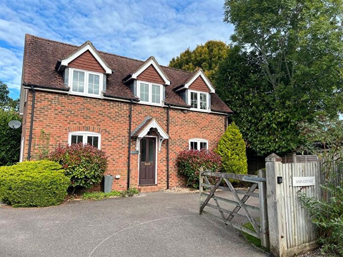 3 Bedroom Detached House To Rent In Dorking Road, Tadworth, KT20