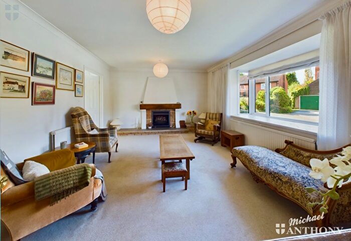 4 Bedroom Detached House For Sale In The Pightle, Oving, Aylesbury, HP22