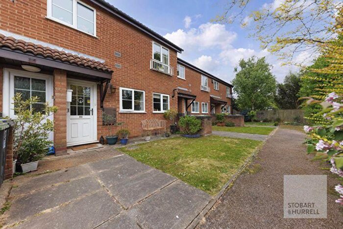 2 Bedroom Apartment For Sale In St. Margarets Gardens, Hoveton, Norfolk, NR12