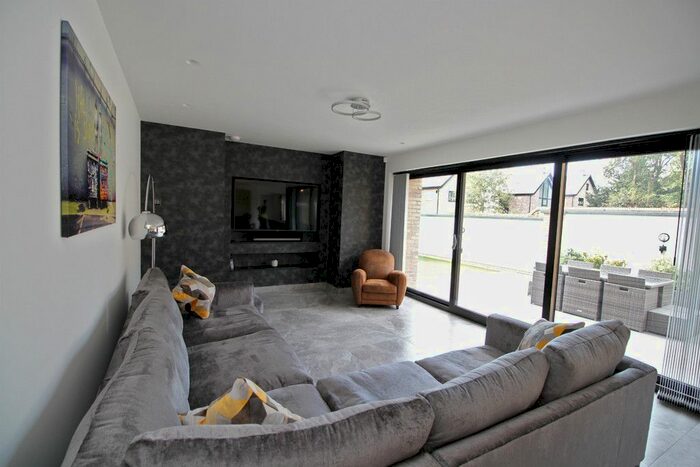 2 Bedroom Detached House To Rent In Parklands Mews, Hessle, HU13