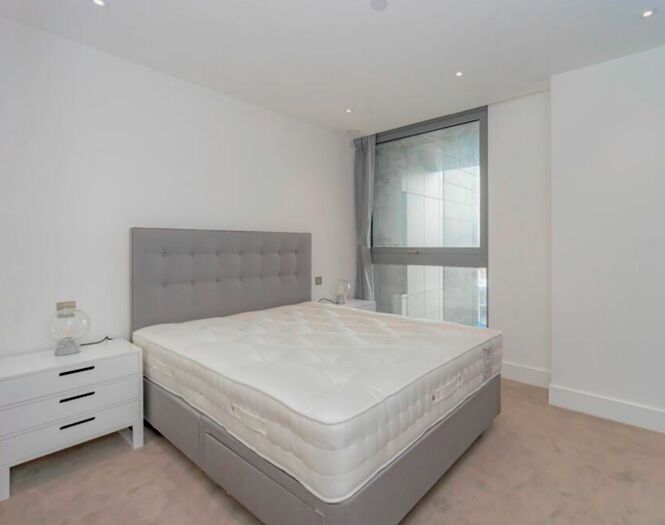 2 Bedroom House To Rent In Bollinder Place, London, EC1V