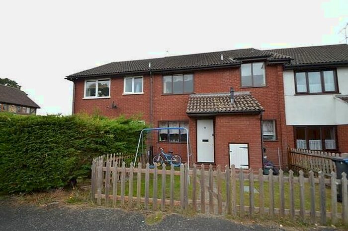 2 Bedroom Property To Rent In Redwoods Way, Church Crookham, Fleet, GU52