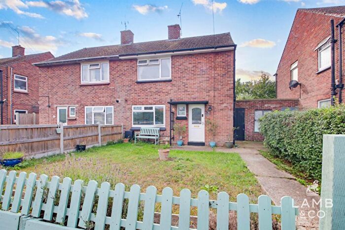 3 Bedroom Semi-Detached House For Sale In St. Johns Road, Clacton-On-Sea, CO16