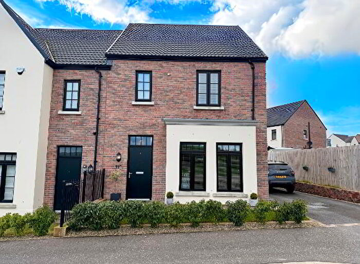 3 Bedroom Semi-Detached House For Sale In Beech Hill View, L'Derry, BT47