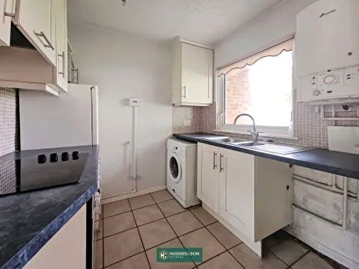 2 Bedroom Maisonette For Sale In Sewall Highway, Coventry, West Midlands, CV2