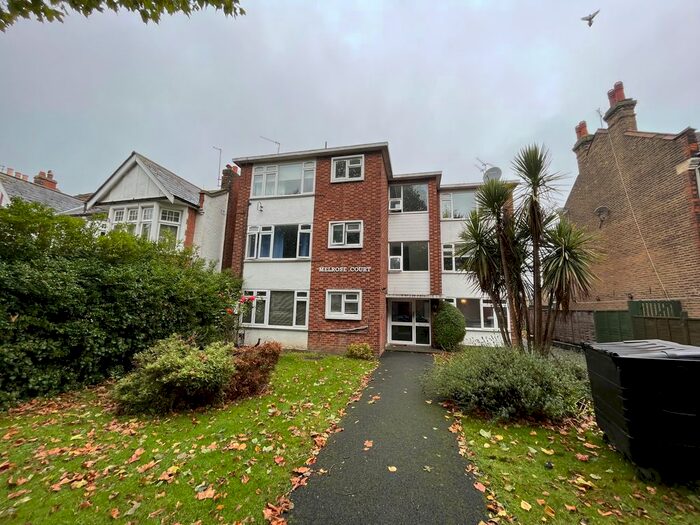 2 Bedroom Flat To Rent In Handsworth Avenue, London, E4